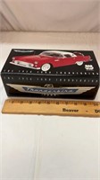 Die-Cast 1/24 Scale 1956 Ford Thunderbird