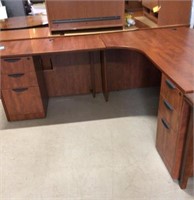 Nice executive L shaped cherry desk set