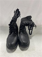DREAM PAIRS WOMENS WINTER BOOTS SIZE US 9.5