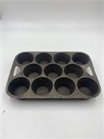 cast iron muffin pan