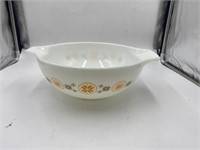 Pyrex town and country 444 cinderella mixing bowl