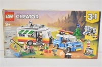 LEGO CREATOR 3 IN 1 - SLIGHTLY USED NOT ABUSED