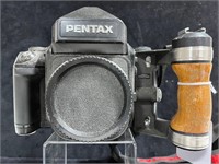 Pentax Model 67 II SLR w/ Wood Handel