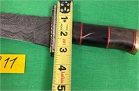 11 - DAMASCUS KNIFE (F211)