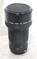 Cannon FD 200mm 1:28 Interchangeable Camera Lens