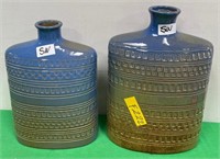 SW - MATCHING PAIR OF VASES (F222)