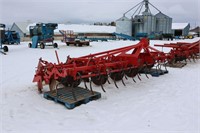GRIMME 6 ROW DISC HILLER WITH LEVELLING BOARD