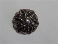 Mexico Silver Floral Pendant / Brooch