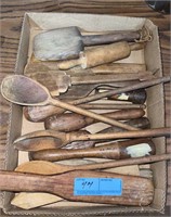 BOX LOT OF ANTIQUE WOODEN UTENSILS