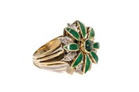 10K GOLD EMERALD AND DIAMOND COCKTAIL RING, 10.6g