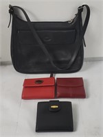 Group of women's wallet & purse