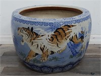 Hand painted Asian porcelain planter pot