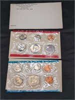 1972 US Mint Uncirculated Coin set in original