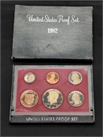 1982 US Mint Proof set coins in original box