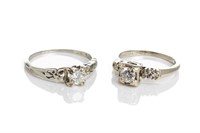 TWO 18K WHITE GOLD DIAMOND SOLITAIRE RINGS, 3.9g