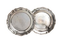 PAIR OF SILVER SPANISH COLONIAL CHARGERS, 2,311g