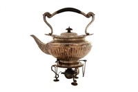 ENGLISH SILVER KETTLE ON STAND, 1,762g