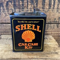 Shell Car Care Kit with Contents