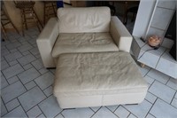 Leather Extra Wide chair w/ottoman