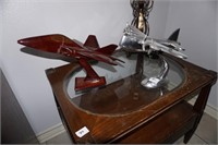 Decorative table top airplanes