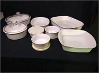 8 pieces of Corning ware 2 lids