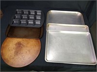 4 sheet pans, pampered chef brownie pan, pizza ste
