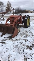 Tractor with loader. Mfb162gg145834