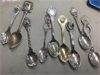 ASSORTED COLLECTIBLE SPOONS