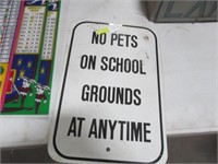 No Pets At School Sign