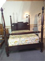 Antique Chippendale Mahogany 4 Poster Full Bed
