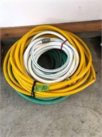 4 Garden hoses