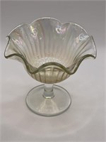 Vintage Imperial Glass Smooth Rays Ruffled Edge