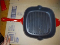 Cast iron bacon pan