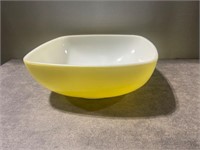 Square 2.5 gt Pyrex bowl