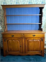 Early American Style Hutch