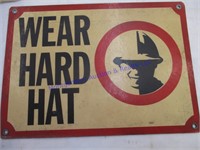 HARD HAT SIGN