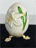 Goebel 1985 Annual Easter Egg, Lily