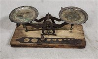 Antique  Dr. Medicine  scales  the  two trays are