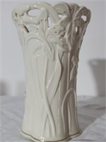 Lenox Limited Edition Lovely Daylilies Vase