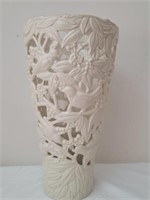Lenox Filigree Forest Large Vase w Box