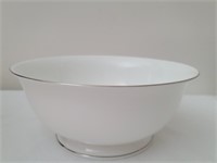 Lenox Classics Tribeca Serving Bowl with Box