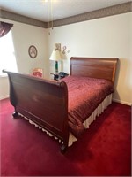 Vintage Full Sized Sleigh Bed