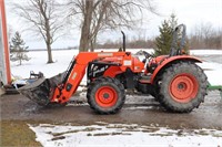 Kubota M7040 tractor with M30 Loader