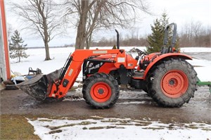Kubota M7040 tractor with M30 Loader