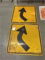 2-Arrow Traffic Signs