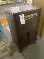 Vintage Radio in Cabinet