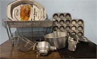 Metal Bakeware, Cooling Racks