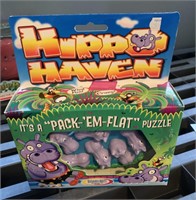 1998 Hippo Haven Toy