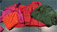 Puffer coats and jackets