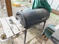 SMOKER AND GRILL